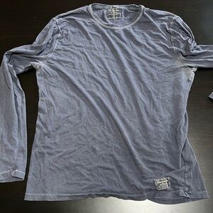 Abercrombie & fitch long sleeve tee